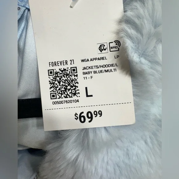 Forever 21/Hello Kitty and Friends Baby Blue Faux Fur Jacket L - Picture 4 of 12